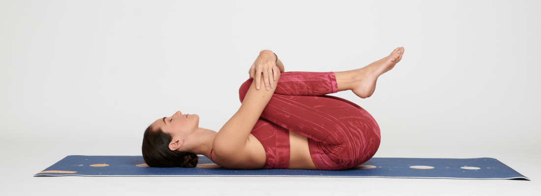 Tête Sur Le Genou Pose Posture De Yoga Asana